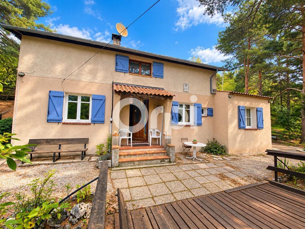 Maison à Andon, 102 m² sur 760 m² de terrain — photo 1
