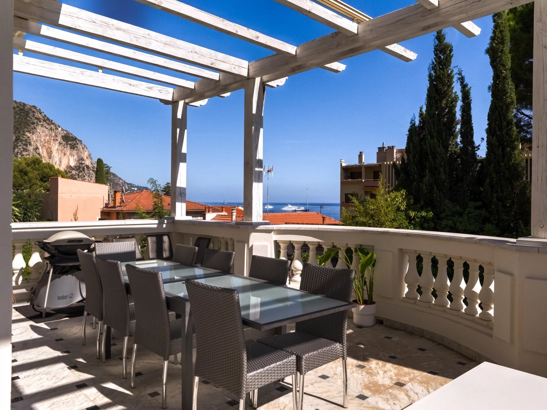 Achat Villa Beaulieu-sur-Mer Vavec piscine en plein centre de Beaulieu sur mer. — photo 1
