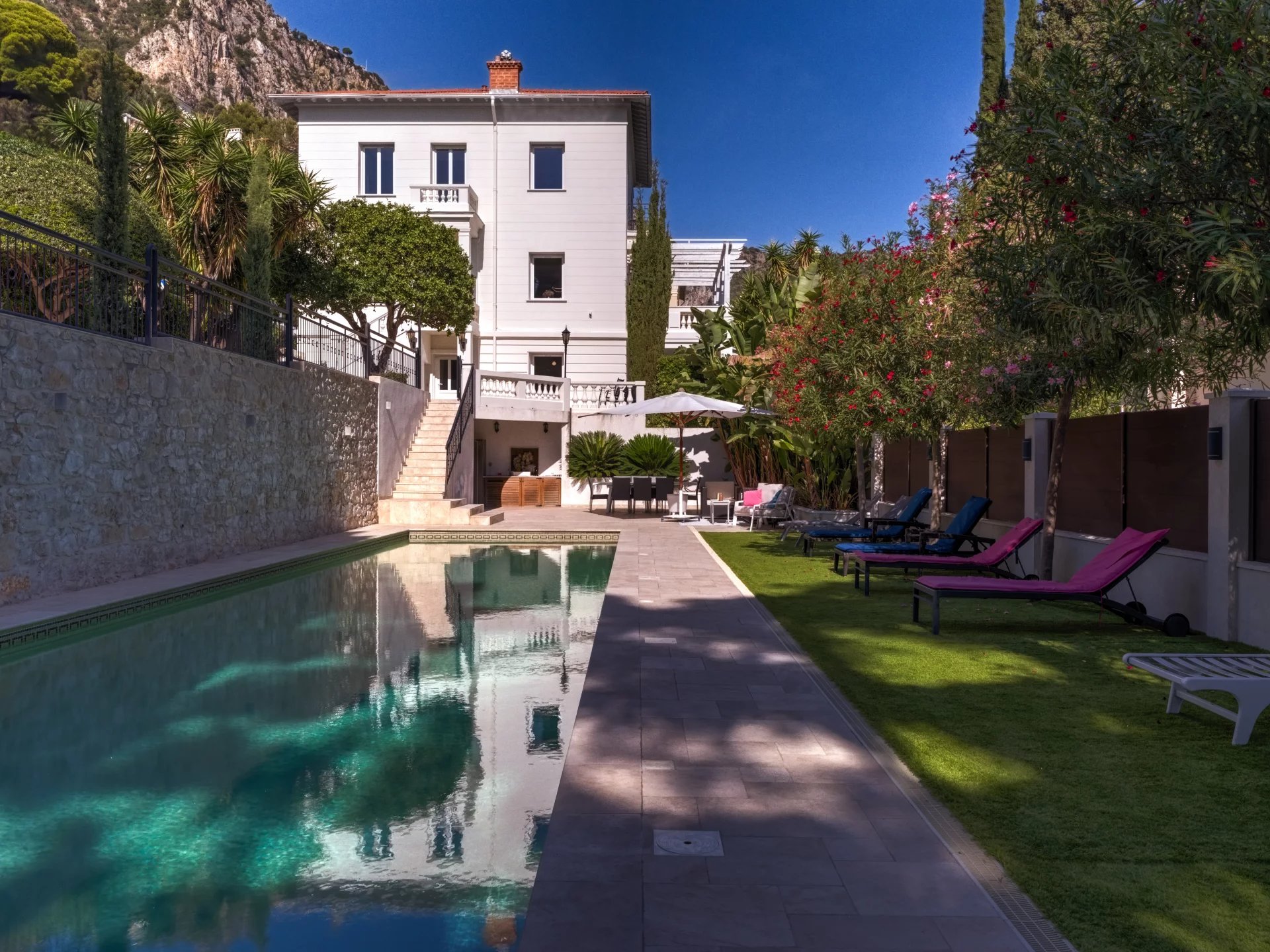 Achat Villa Beaulieu-sur-Mer Vavec piscine en plein centre de Beaulieu sur mer. — photo 2