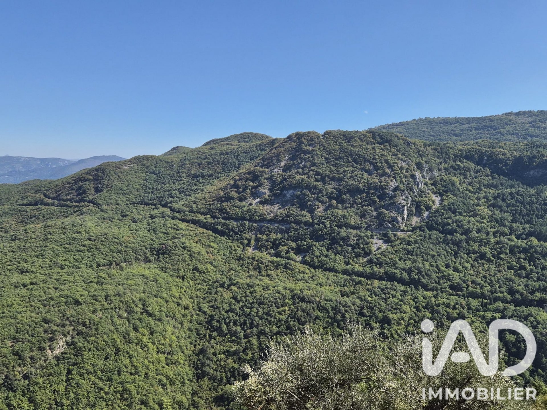 Maison à Bouyon, 92 m² sur 25 m² de terrain — photo 3