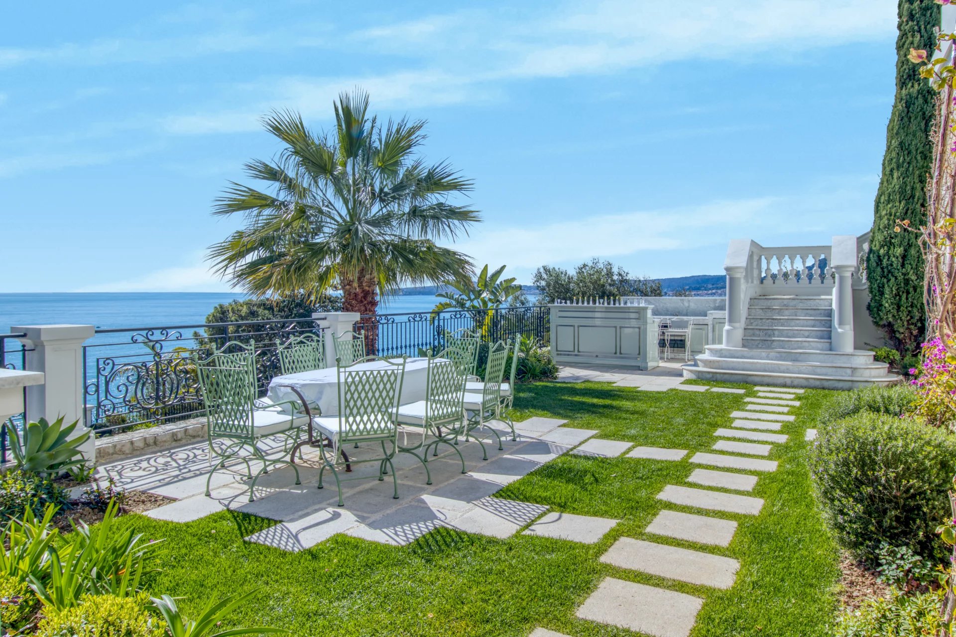 Achat Villa Cap-d'Ail Belle Epoque, face à la mer — photo 4