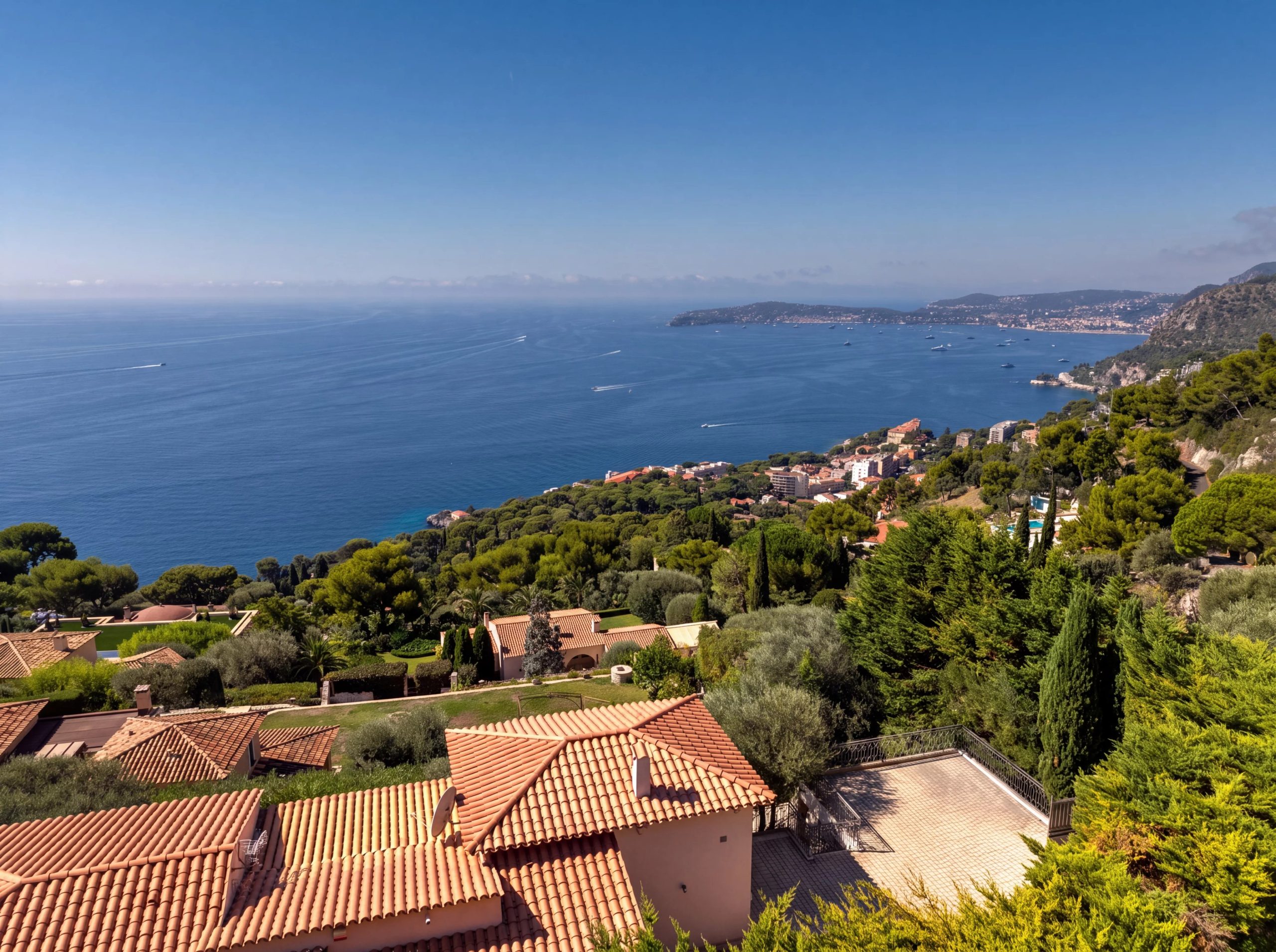 Achat Villa Cap-d'Ail Proche de Monaco et offrant une vue panoramique — photo 2