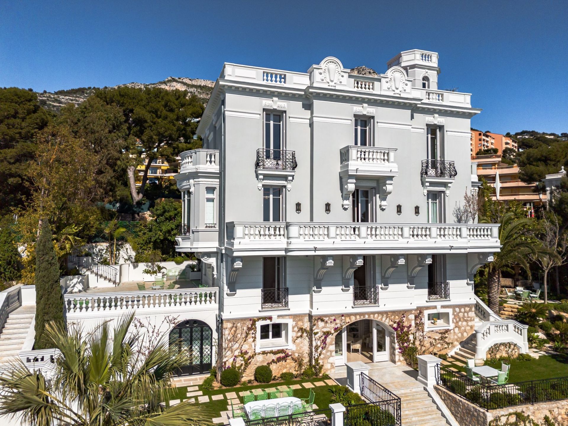 Vente Maison de maître Cap-d'Ail 18 Pièces 537 m² — photo 1
