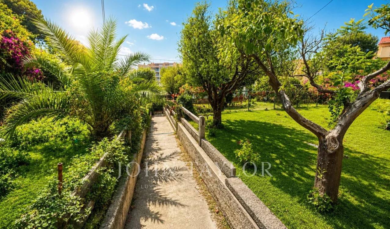 Annonce Vente Maison Cap-d'Ail (06320), 6 Pièces — photo 2