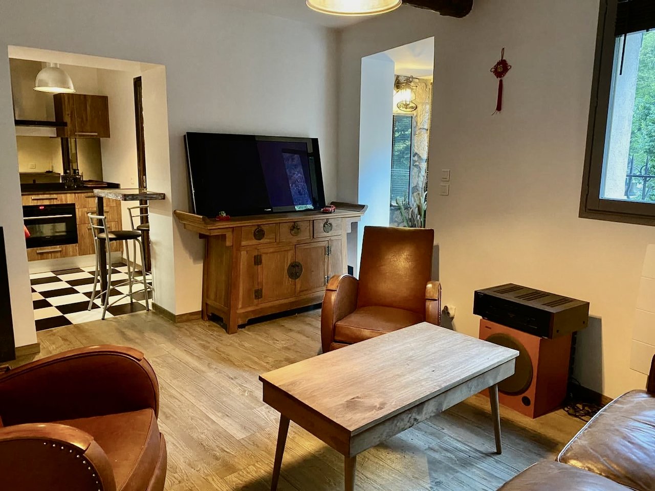 Maison à Courmes, 48 m² sur 160 m² de terrain — photo 2