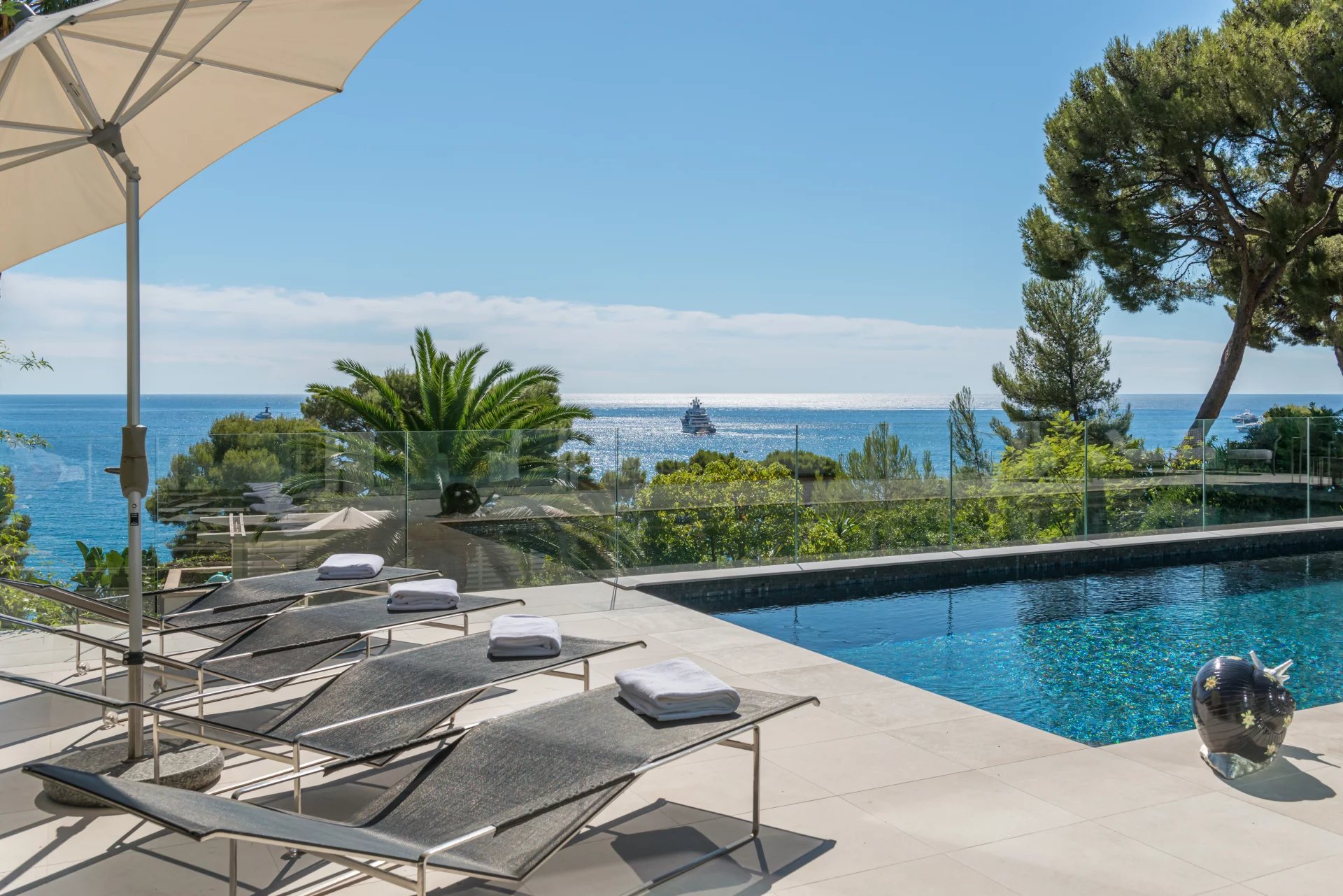 Achat Villa Èze La mer, le soleil et la Villa Flowers — photo 1