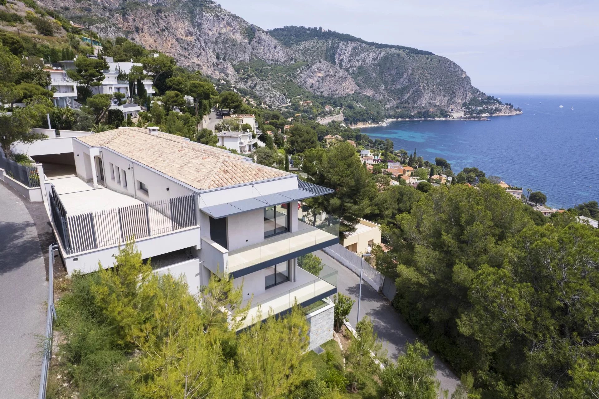 Achat Villa Èze Villa contemporaine avec vue mer et piscine — photo 1