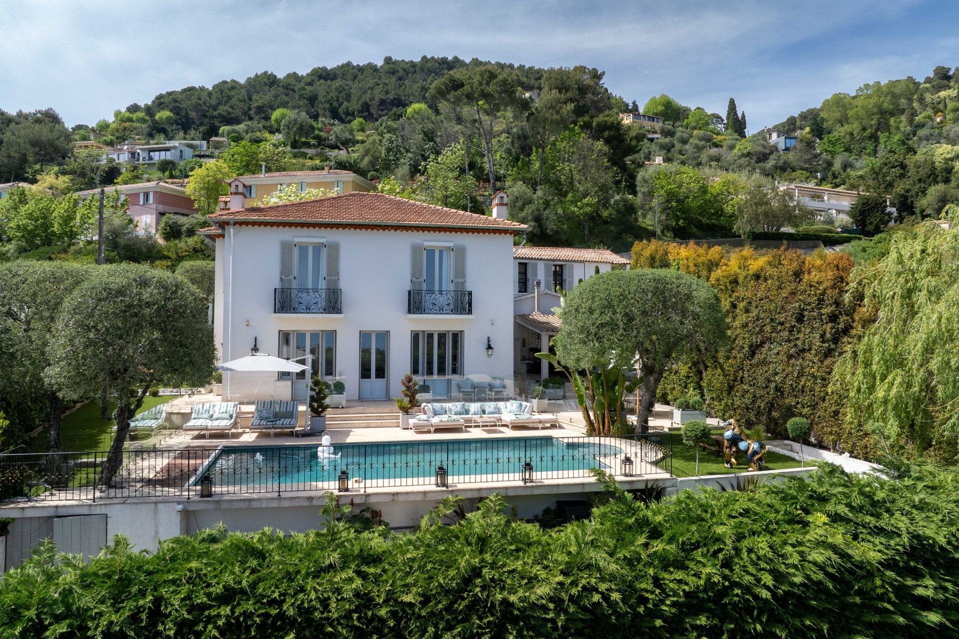 Vente Maison bourgeoise Èze 6 Pièces 280 m² — photo 2
