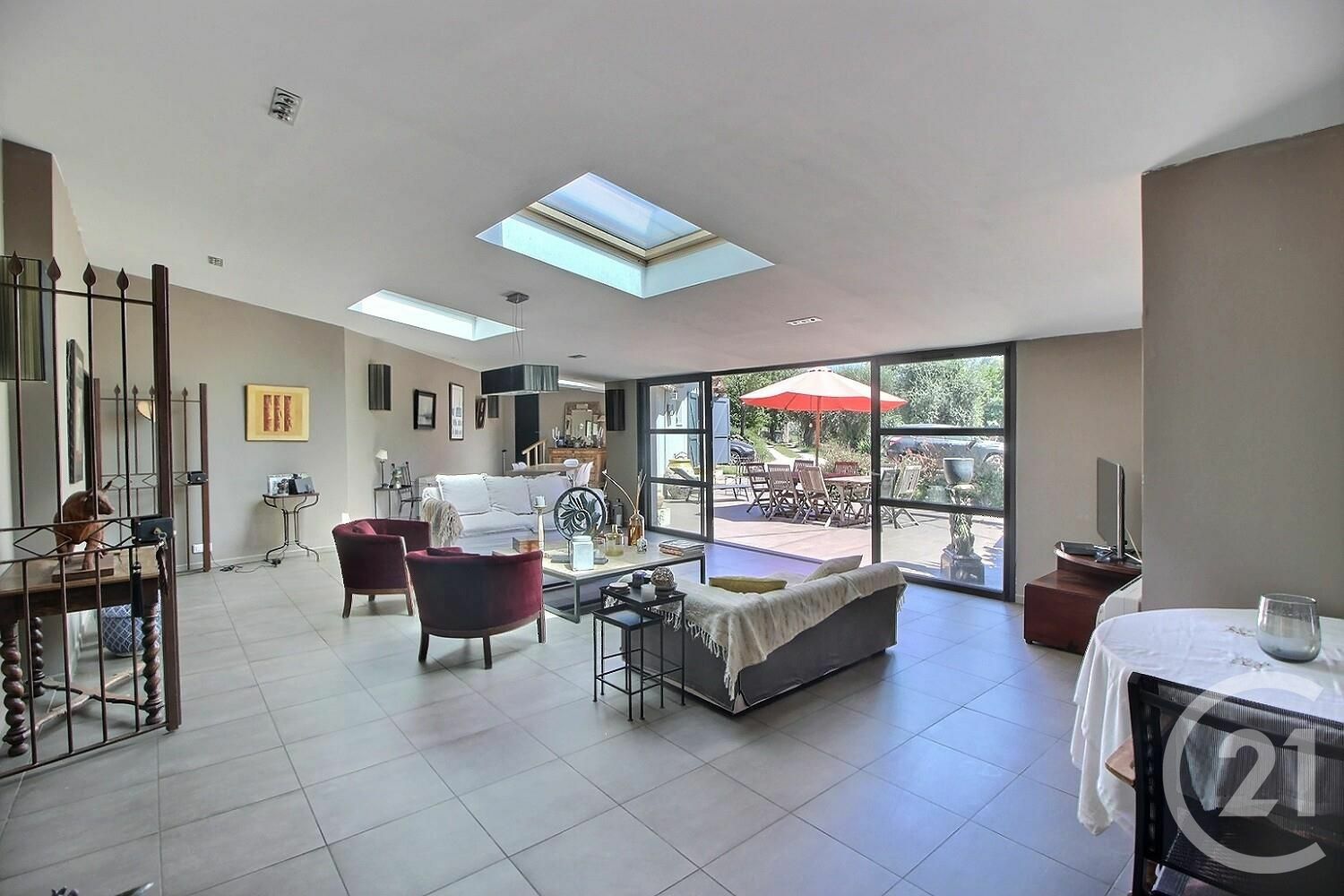 Maison au Rouret, 248 m² sur 1500 m² de terrain — photo 5