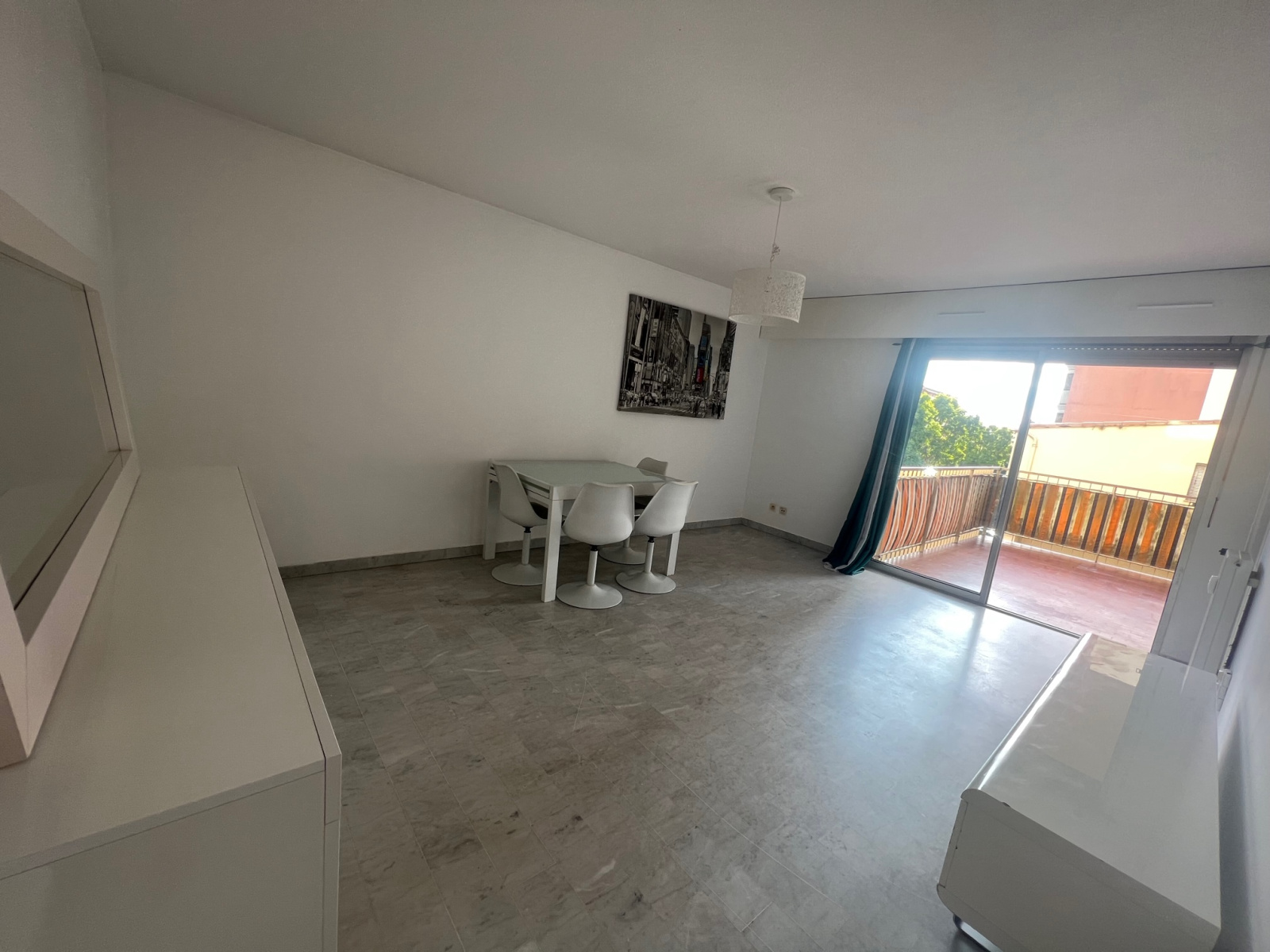 Menton Borrigo- Joili T3 Terrasse-Balcon exposition Sud-cave-parking — photo 3