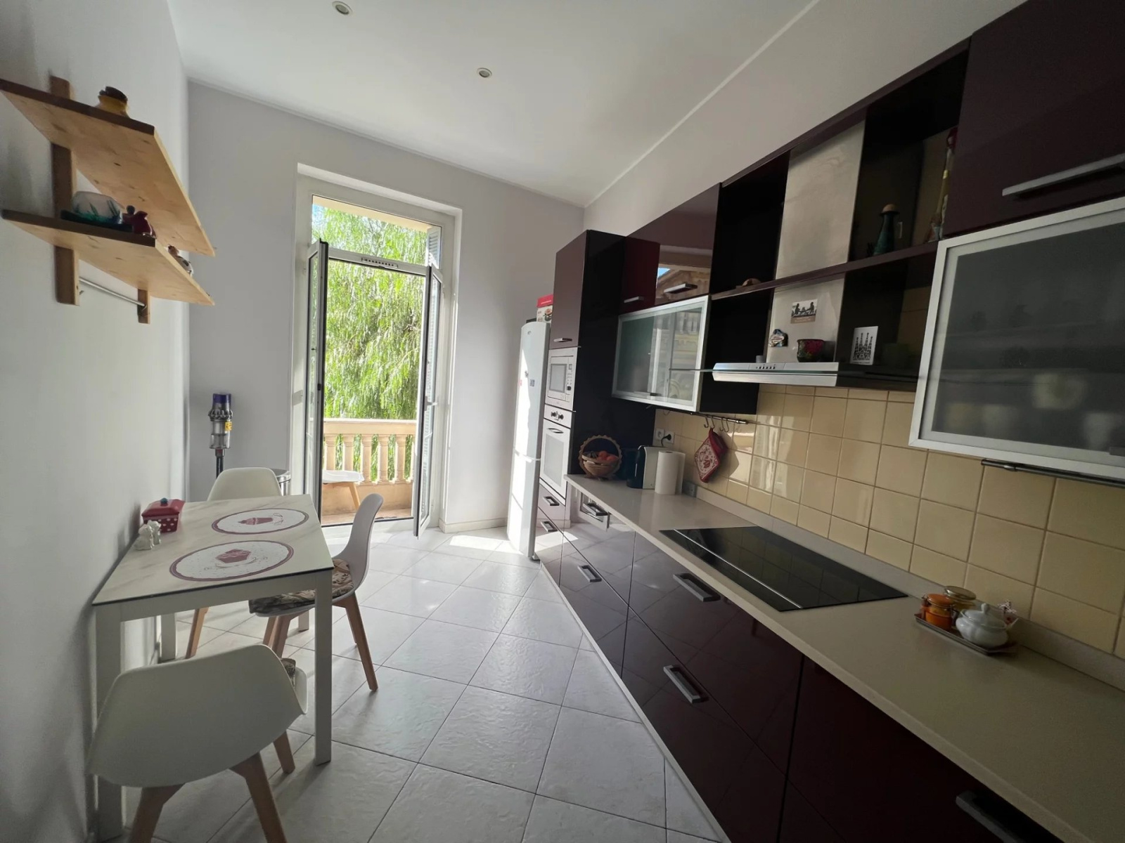 EXCLUSIF-CENTRE VILLE MENTON- Bourgeois T4 113m² dans résidence cossue face aux Tennis Club- Traversant- Cave — photo 5