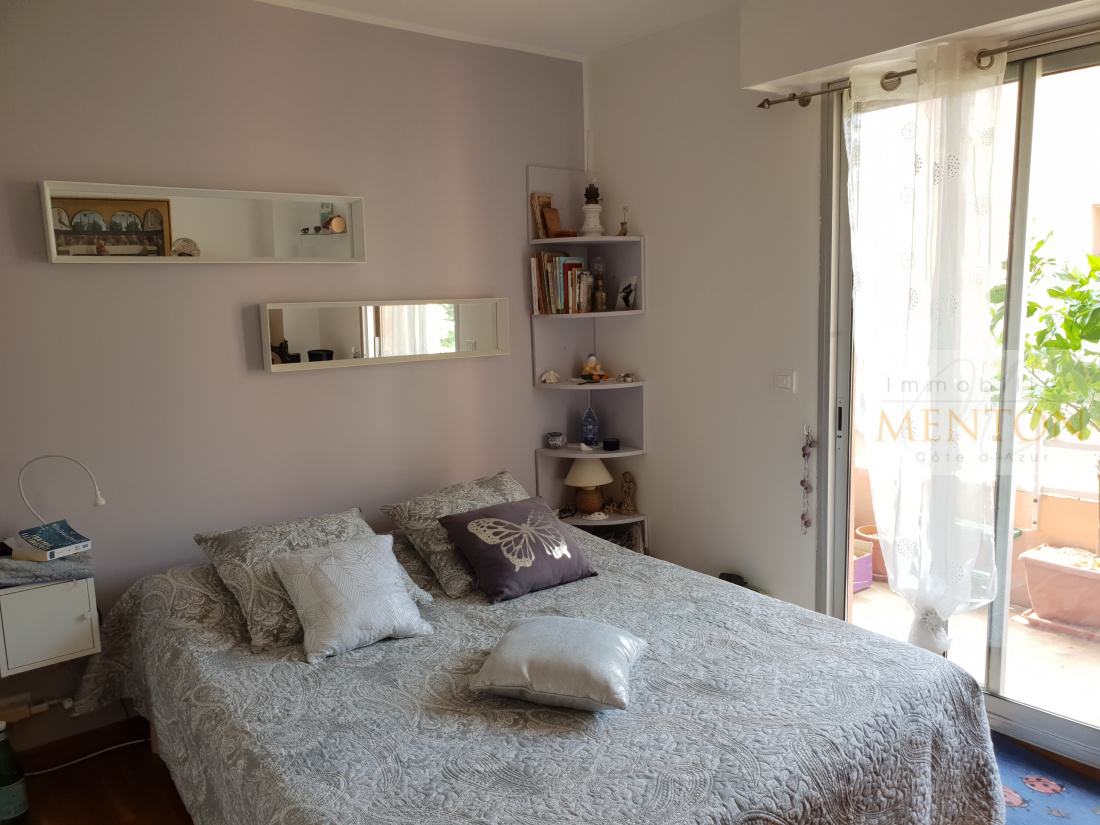 Menton, proche de Carnolès, beau 4 pièces en duplex, jardin-terrasse, garage — photo 5