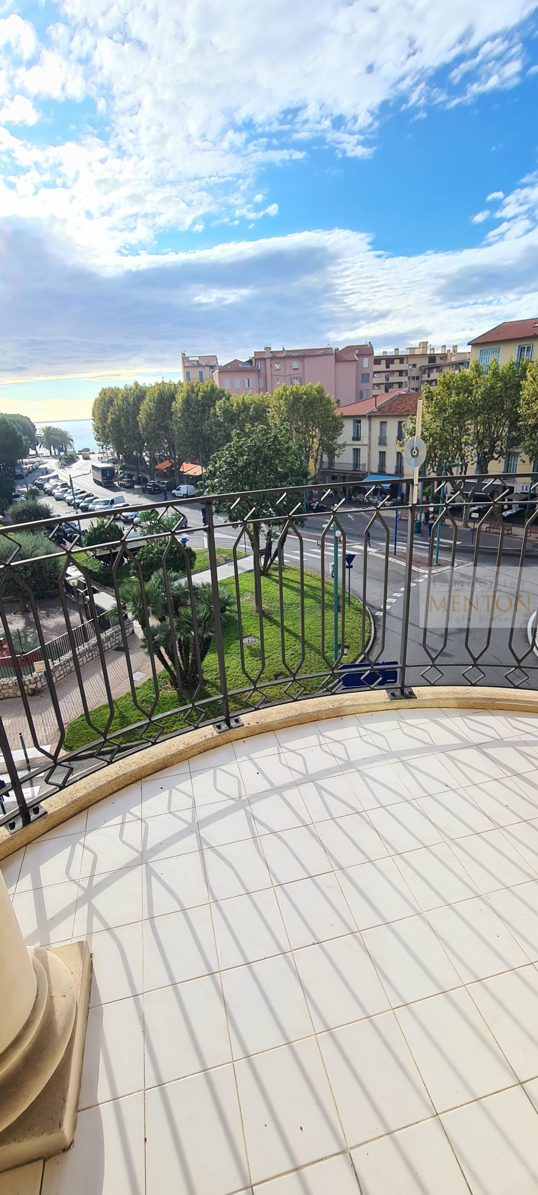 Menton, au coeur de la ville 3 pièces vue mer — photo 3