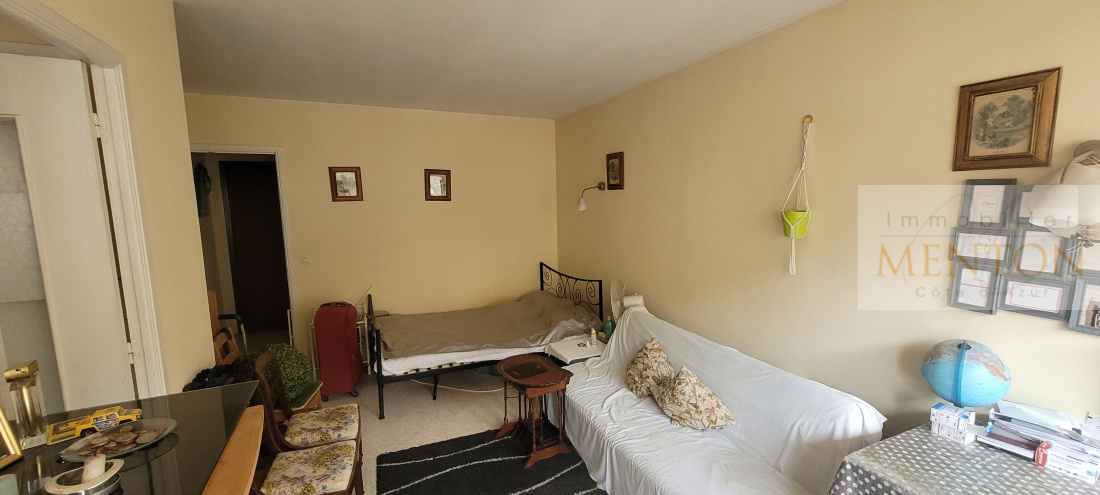 MENTON STUDIO AVEC BALCON ET CAVE — photo 3
