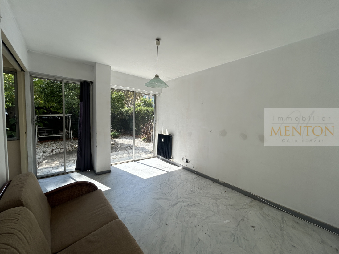 Sur la commune de Menton, 2 pièces jardin — photo 2