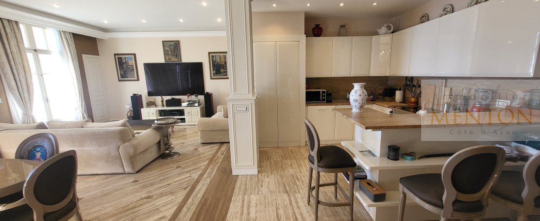 MENTON ANCIEN PALACE PRESTIGIEUX APPARTEMENT 4 PIECES DERNIER ETAGE VUE MER GARAGE CAVE — photo 5