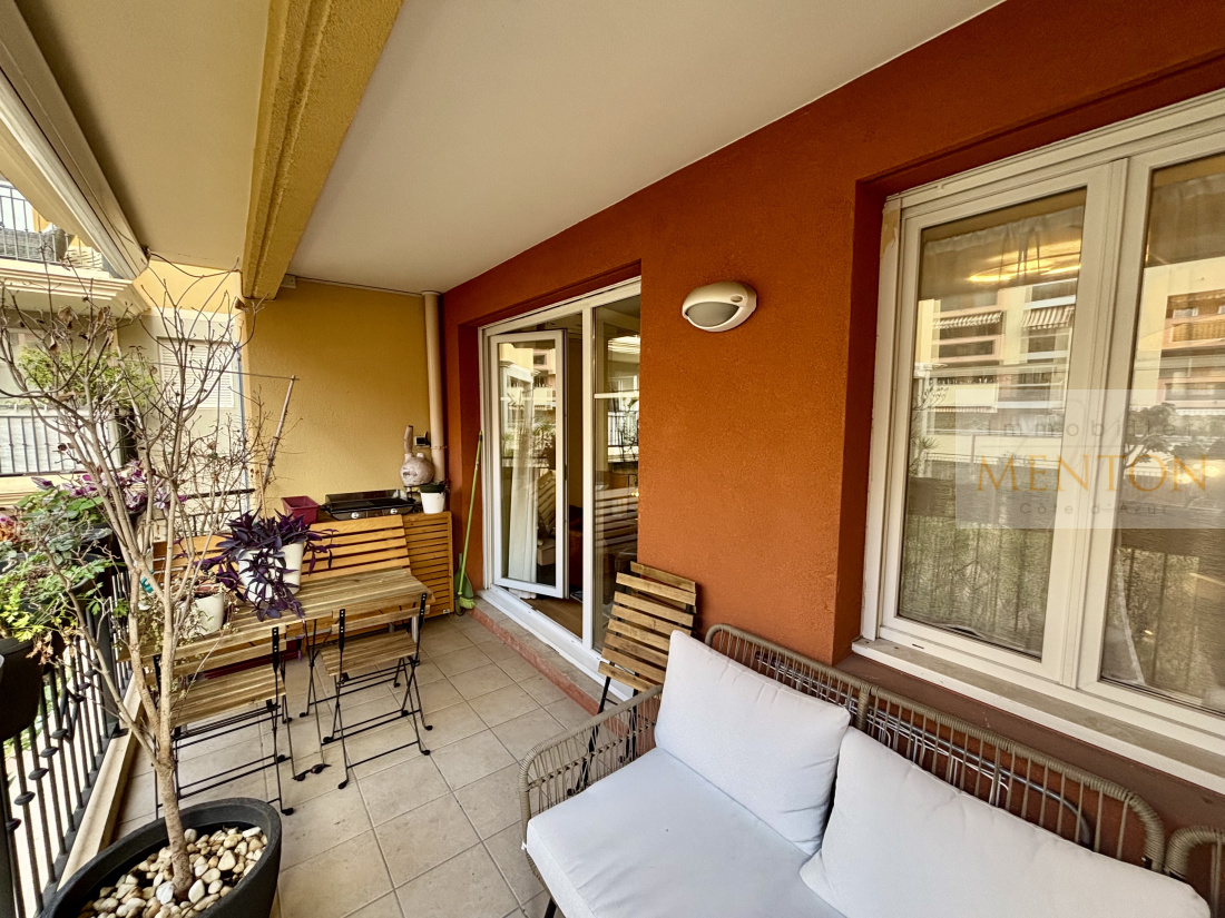 APPARTEMENT 3P, CENTRE-VILLE, TERRASSE — photo 4