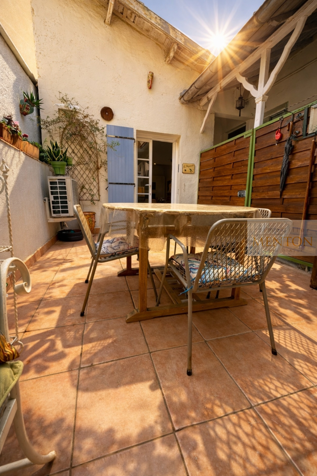Menton centre en duplex 3/4 pièces terrasse — photo 3