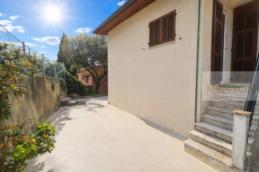 4 pièces, 78 m², 3 ch, 54 m² de terrasses, 72 m² de jardin (en étage) garage. — photo 2