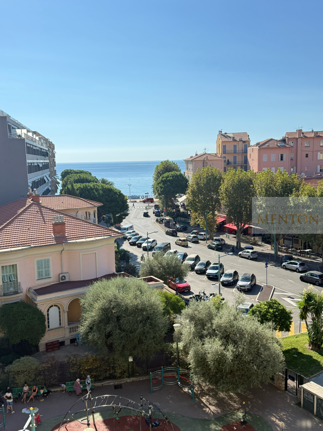 Menton centre ville vue mer 3 pièces — photo 1