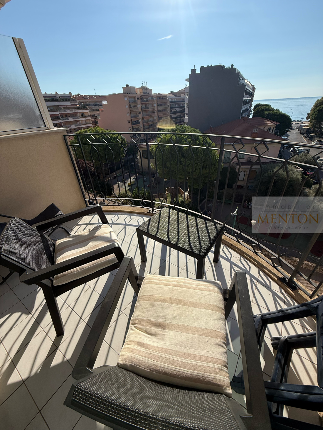Menton centre ville vue mer 3 pièces — photo 3