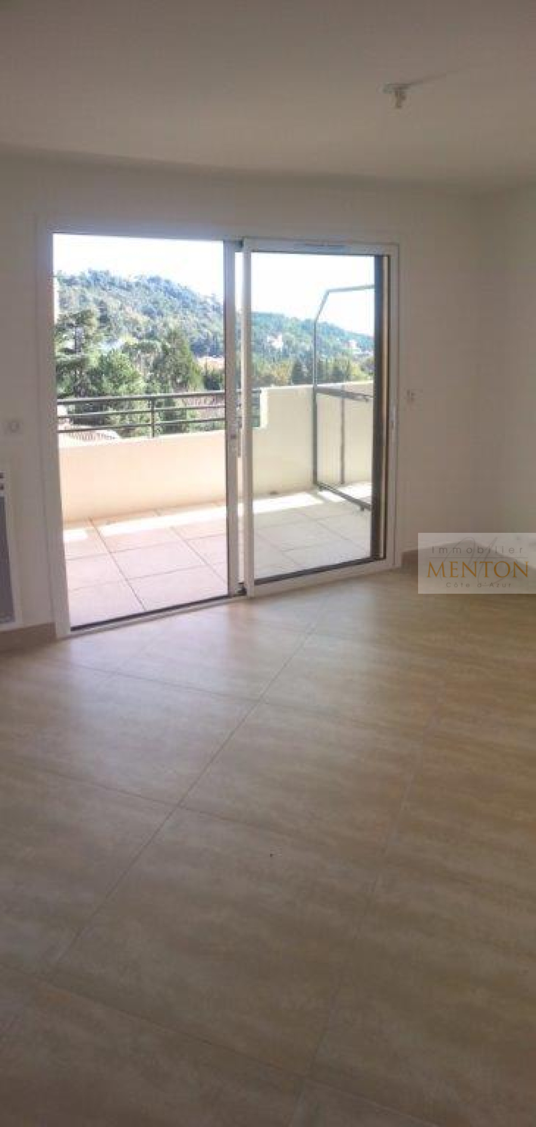 menton studio , terrasse, vue mer, parking, cave — photo 2