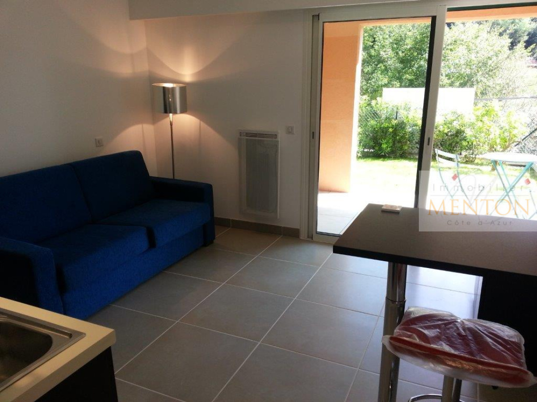 Menton à 2400 m des plages ce beau studio, terrasse, jardin , en étage, dans une résidence neuve — photo 2