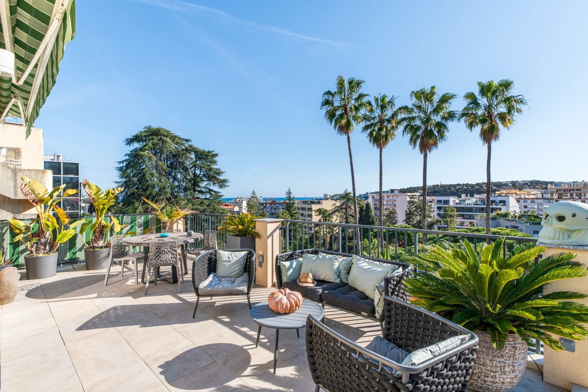 Vente Appartement Menton 3 Pièces 80 m² — photo 1