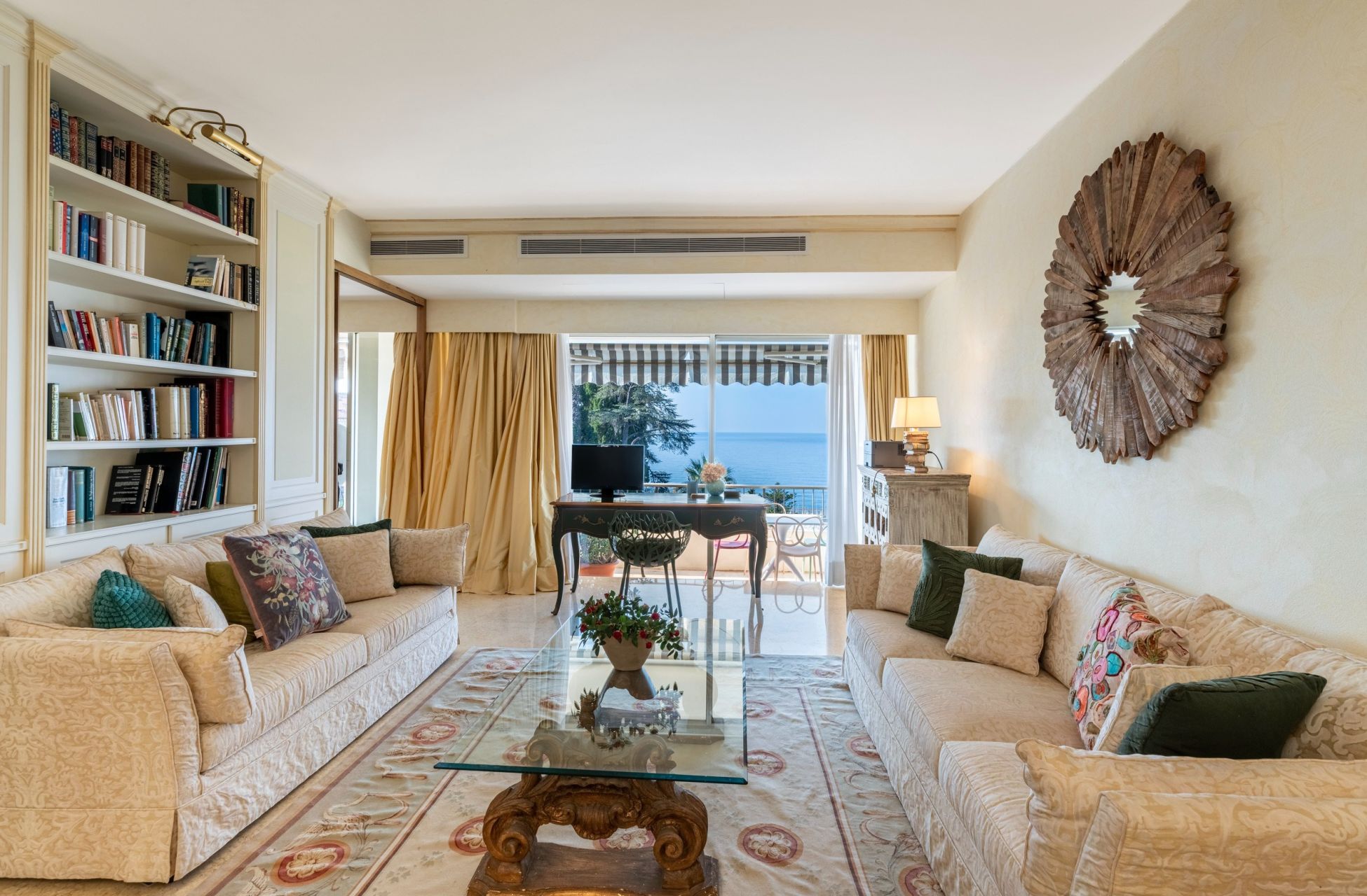 Vente Penthouse Menton 7 Pièces 237 m² — photo 2