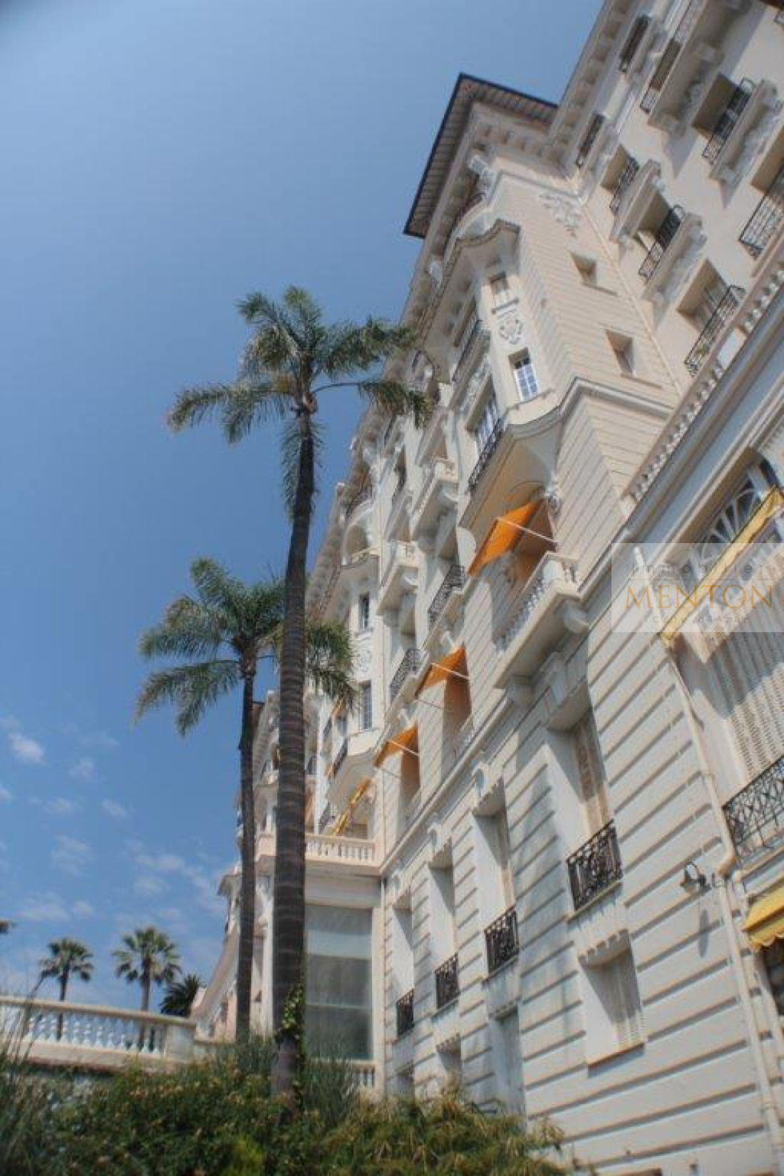 menton  152 m² dans le plus bel immeuble de la ville, terrasse — photo 2