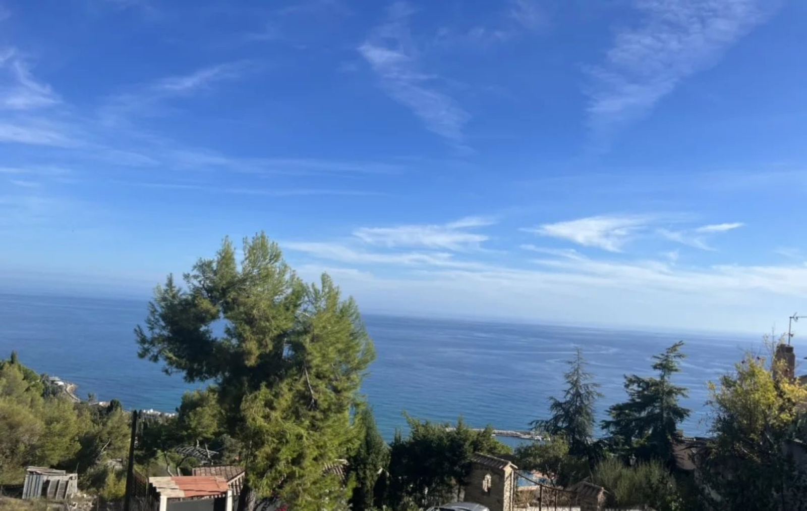 RARE- TERRAIN CONSTRUCTIBLE MENTON GARAVAN-VUE PANORAMIQUE MER- Permis construire accordé Maison- — photo 2