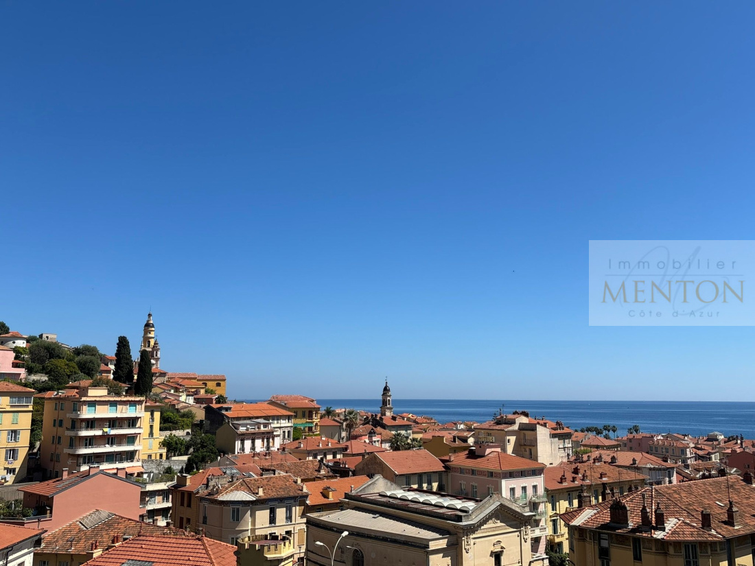 menton, dans un hotel particulier ce 4 pièces, terrasses 35 m² expo sud , terrain , vue mer — photo 4