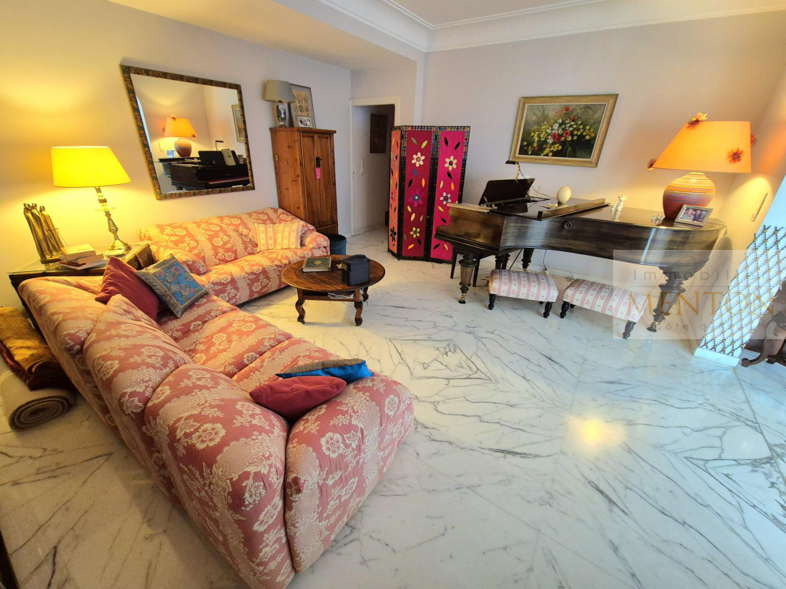 Menton, boulevard de garavan, cette belle maison bourgeoise, 1930, de 4 pièces de 125 m², 1788 m² de terrain — photo 4