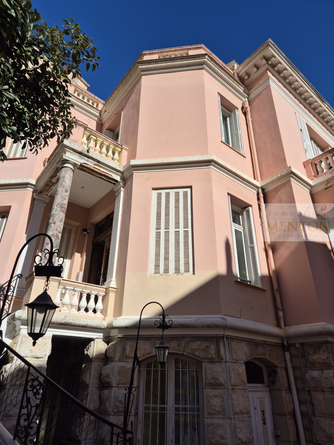 menton coeur centre ville , dans hotel particulier, appartement villa, 38 m² terrasse — photo 2