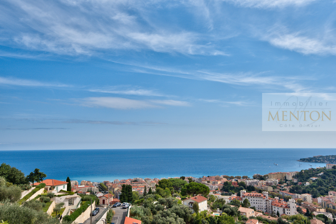 MENTON - Quartier  ANNONCIADE -  3 VILLAS - VUE PANORAMIQUE MER - PISCINE 1800m terrain  - parkings — photo 3