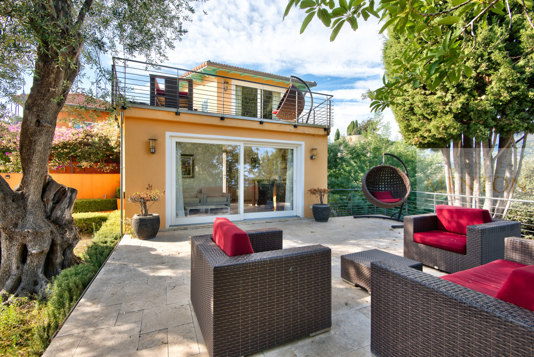 MENTON - Quartier  ANNONCIADE -  3 VILLAS - VUE PANORAMIQUE MER - PISCINE 1800m terrain  - parkings — photo 5