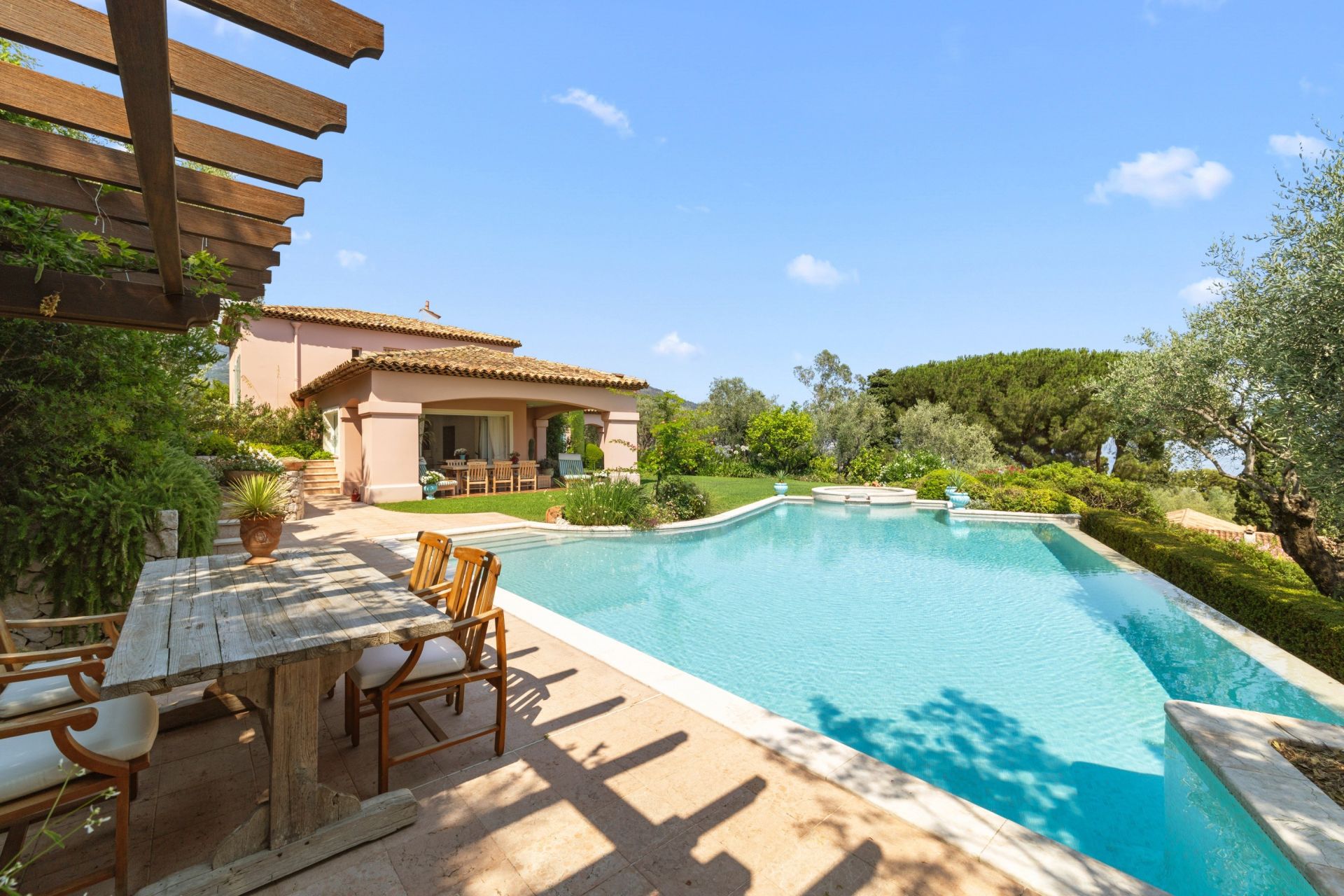 Vente Maison provençale Menton 7 Pièces 300 m² — photo 4