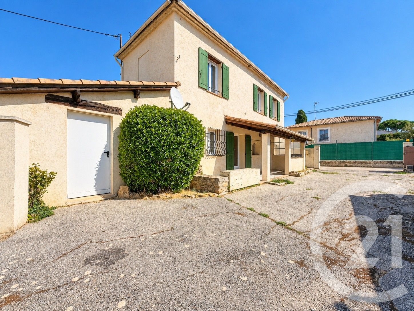 Maison à Mougins, 218 m² sur 2000 m² de terrain — photo 1