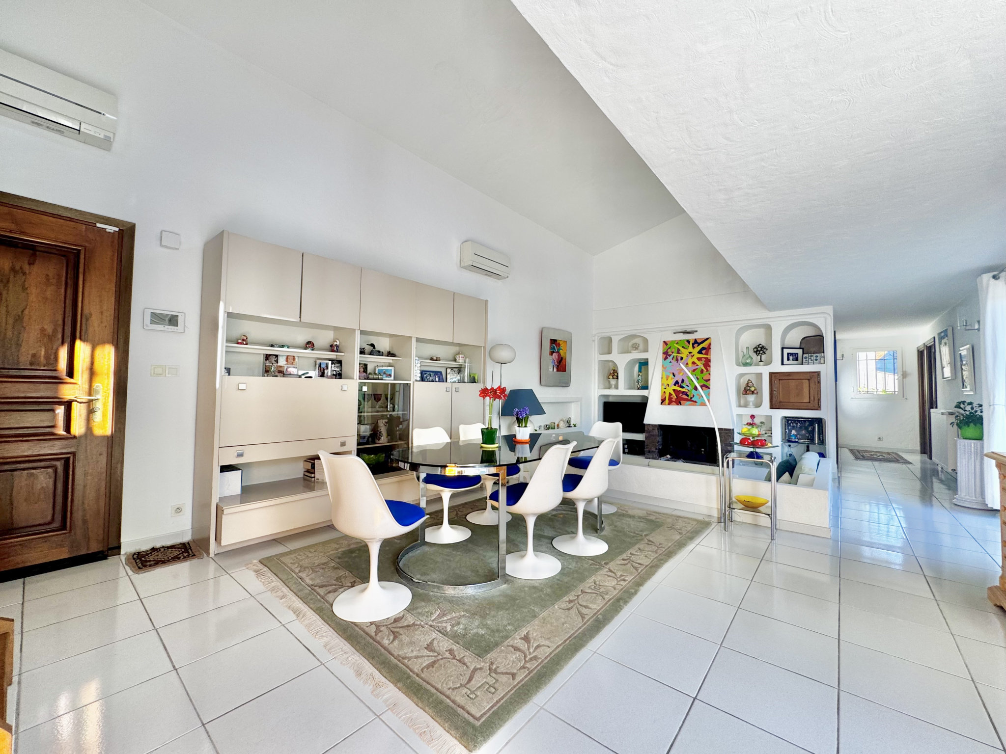 Maison à Mougins, 190 m² sur 676 m² de terrain — photo 2