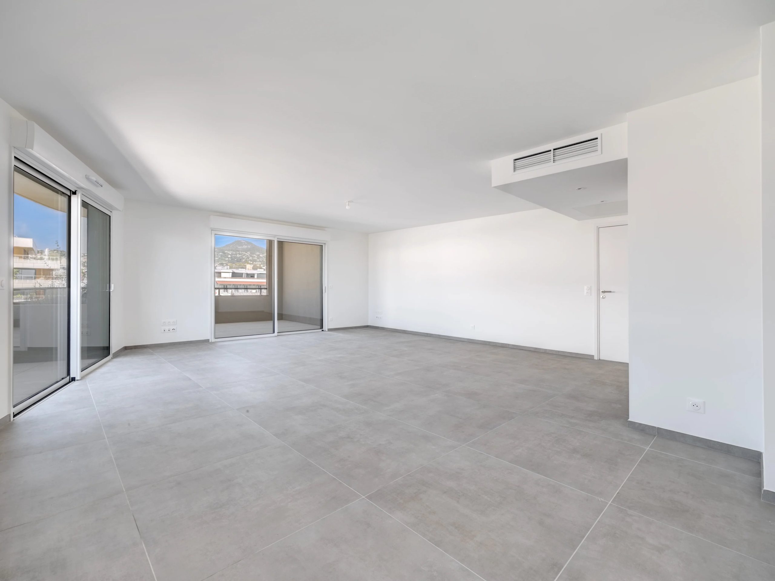 Achat Appartement Nice Vue panoramique sur la ville et les montagnes · 4