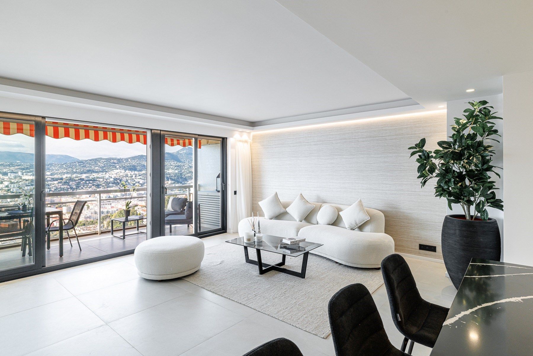 Vente Appartement Nice 3 Pièces 84 m² — photo 2