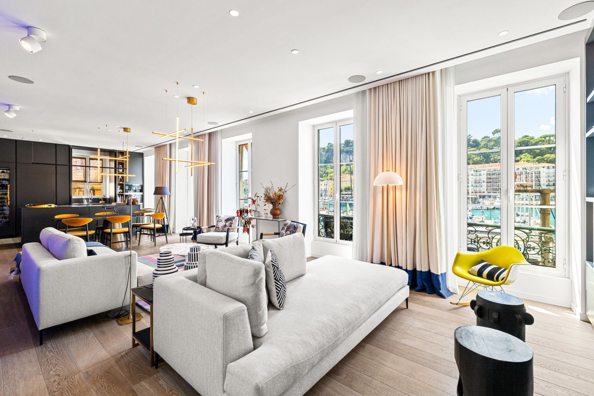 Vente Appartement Nice 3 Pièces 117 m² — photo 1