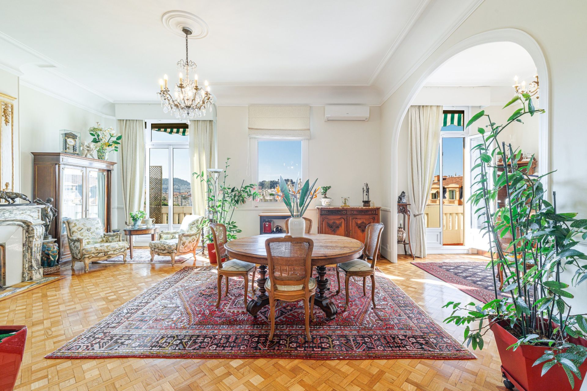 Vente Appartement Nice 7 Pièces 195.01 m² — photo 1