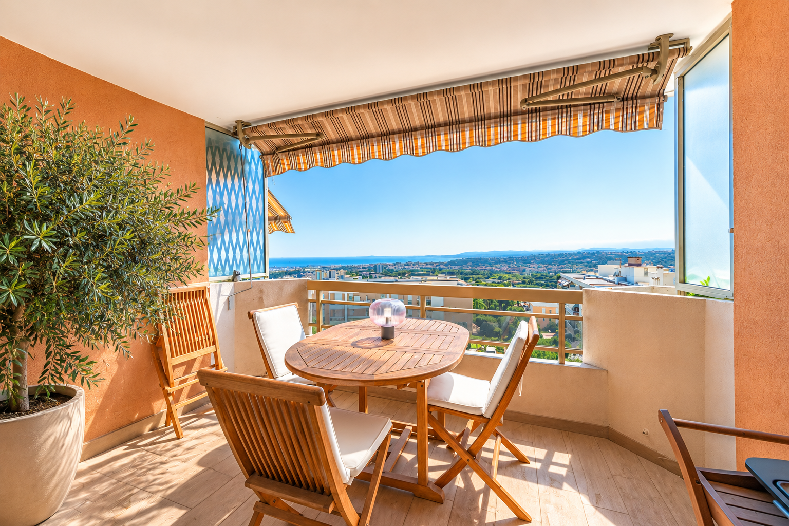 Vente Appartement Nice 2 Pièces 55 m² — photo 1