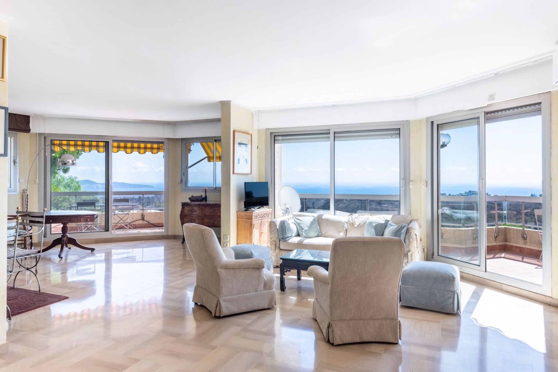 Vente Appartement Nice 5 Pièces 162 m² — photo 2