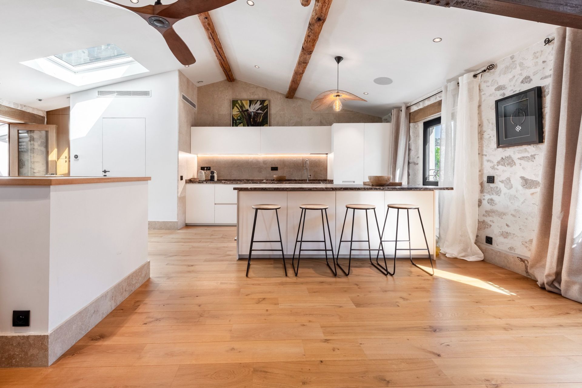 Vente Appartement Nice 4 Pièces 141 m² — photo 4