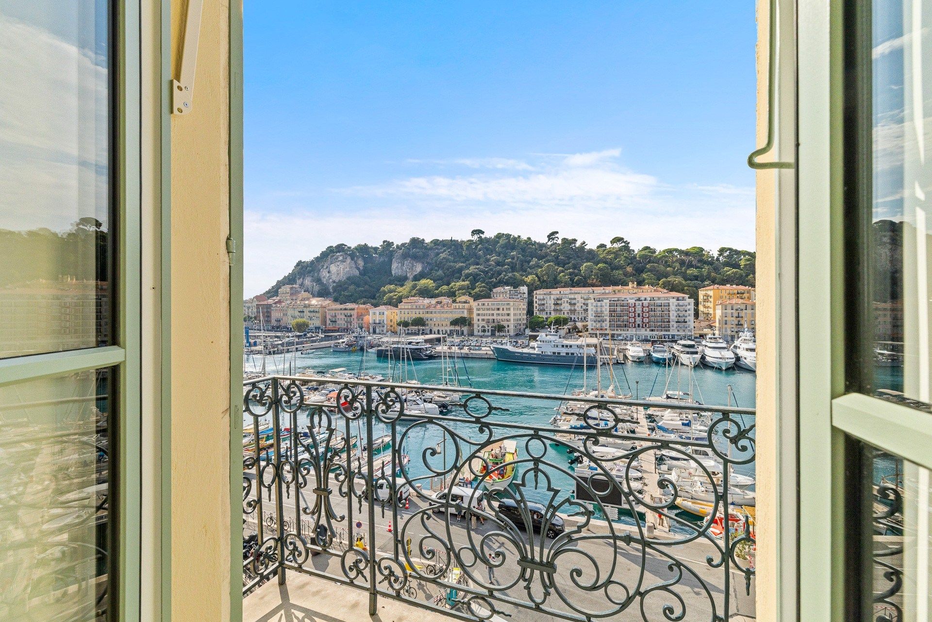 Vente Appartement Nice 4 Pièces 132 m² — photo 4