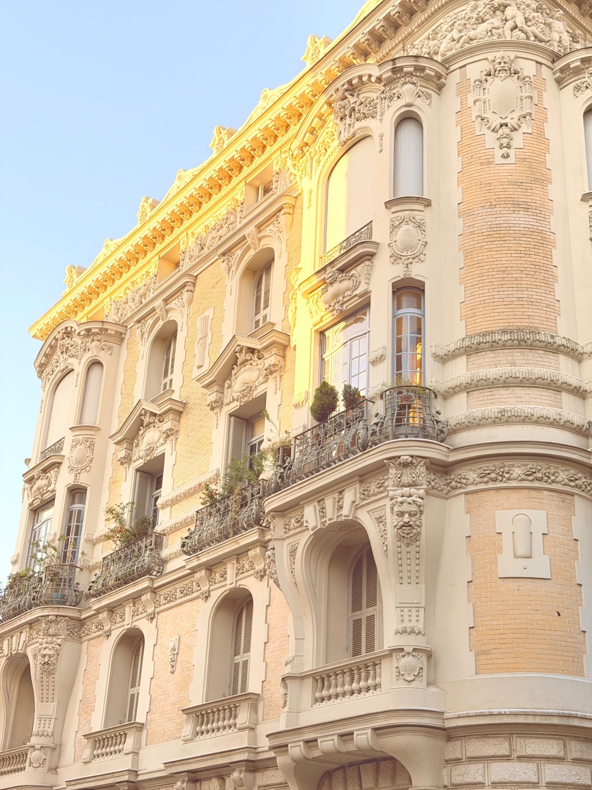 Vente Appartement Nice 3 Pièces 120 m² · 1