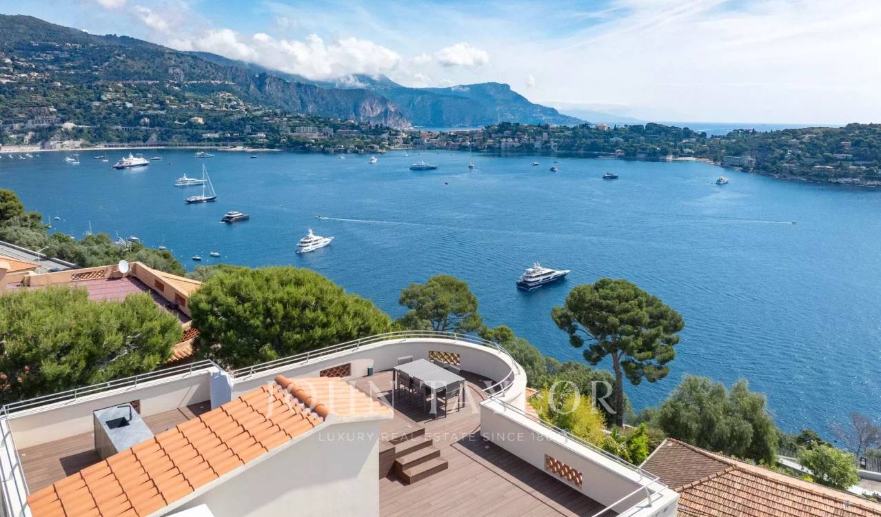 Annonce Location saisonnière Villa Nice Cap de Nice (06000), 5 Pièces, 4 Couchages — Nice
