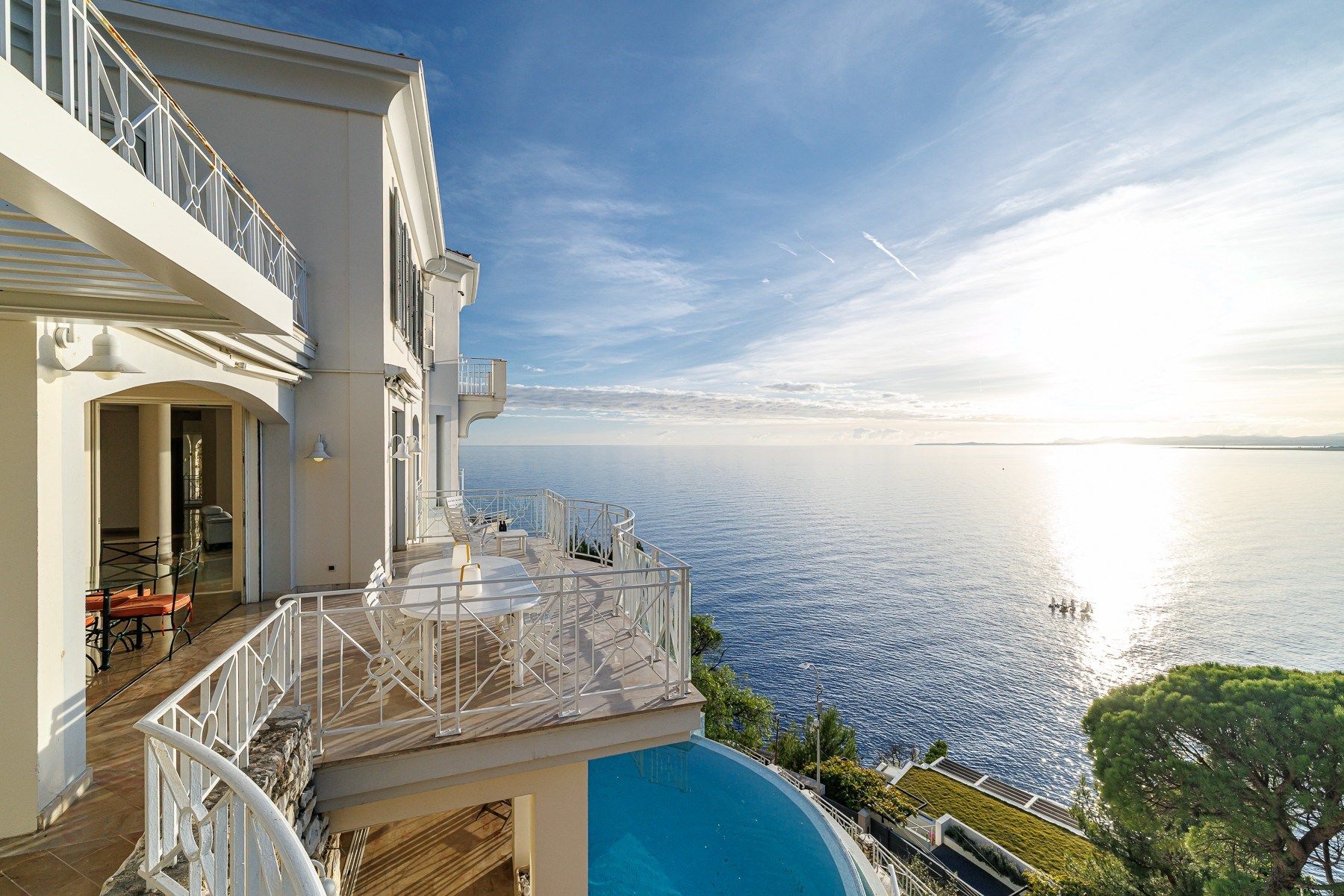 Vente Villa Nice 9 Pièces 288.77 m² — photo 2